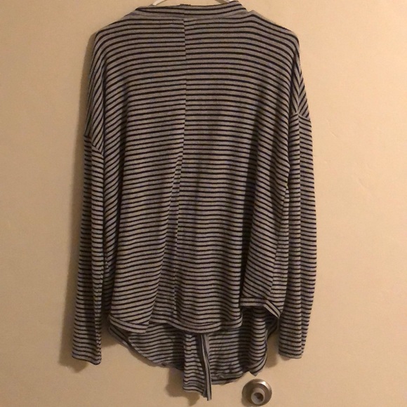 Soft striped sweater - Picture 2 of 2